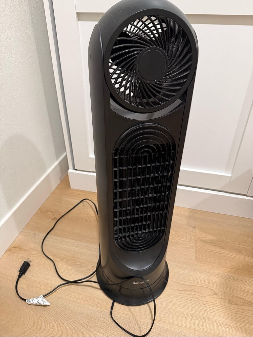 Black Tower Fan - Dual Fan Design
